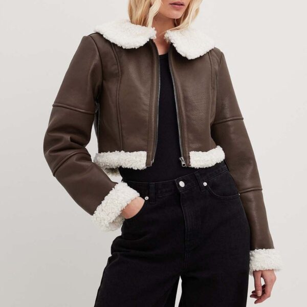 Short bomber jacket in brown leather