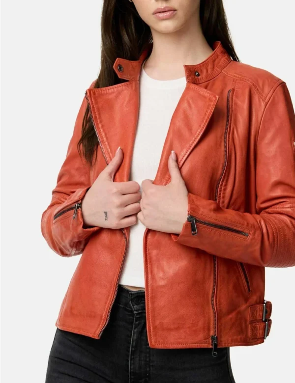 Slim fit leather jacket